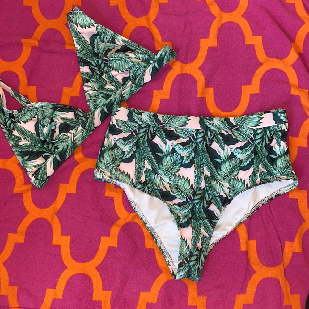 Fashion Nova- High Waisted Tropical Leaf Bikini